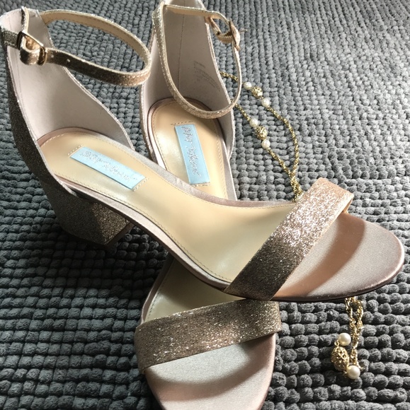Betsey Johnson Shoes - NWOT Betsey Johnson Evening Sandals